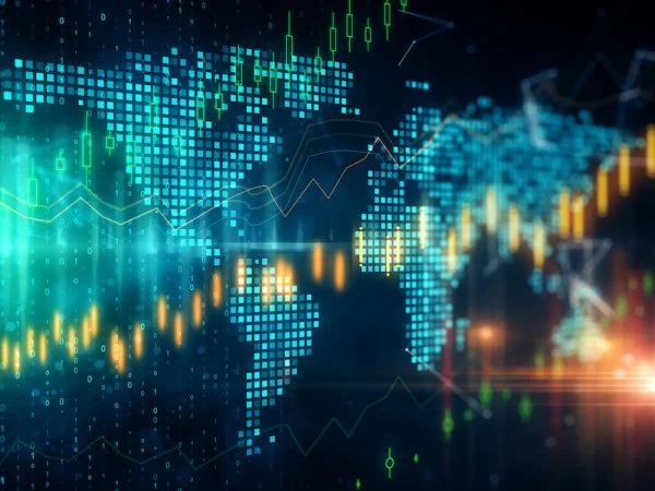TSX Declines as U.S. Stocks Retreat Following Record Performance