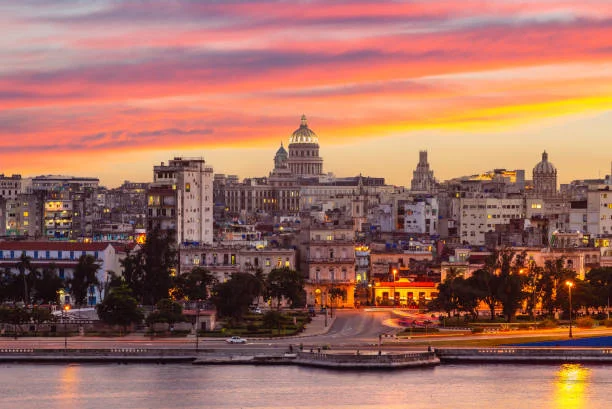 The Stagnation and Limited Growth of Cuba's Fintech Sector